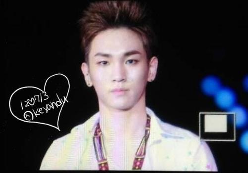 120713 Key @ Yeosu Expo Tumblr_m73mwtTuZO1qcl8qx