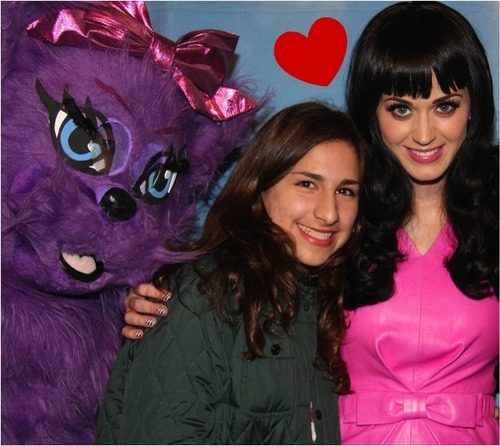 Katy Perry. - Page 2 Tumblr_m86rmdeDIr1ruv0mm