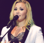 Demi Lovato - Sayfa 2 Tumblr_m8pbpnArTo1r0yson