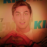 Kendall Schmidt  Tumblr_m8vv8loZbv1rom94y