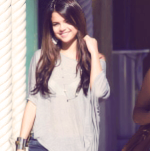 Selena Gomez Tumblr_m984u0piJr1r0yson