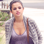 Selena Gomez Tumblr_m984wmi6jP1r0yson