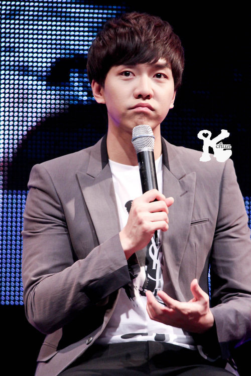 ( تقرير ) Lee Seung Gi Tumblr_m9qfnzPkLL1qbilbh