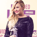 Demi Lovato - Sayfa 2 Tumblr_m9ziibbiCK1r0yson