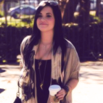 Demi Lovato - Sayfa 2 Tumblr_ma5a9hPkUK1r0yson