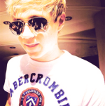 Niall Horan  Tumblr_ma9k817KRV1r0yson