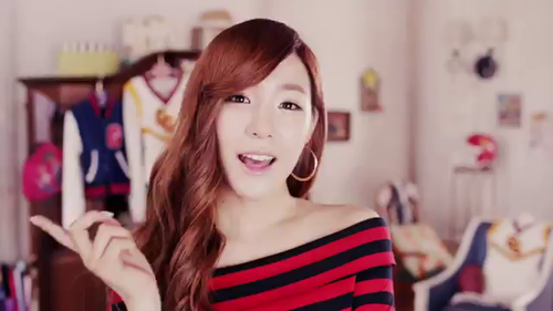 [FANYISM] [VER 7] Eye Smile(¯`'•.¸ Hoàng Mĩ Anh ¸.•'´¯) ♫ ♪ ♥ Tiffany Hwang ♫ ♪ ♥ Ngơ House - Page 2 Tumblr_mabhh2w2F71qgfcou