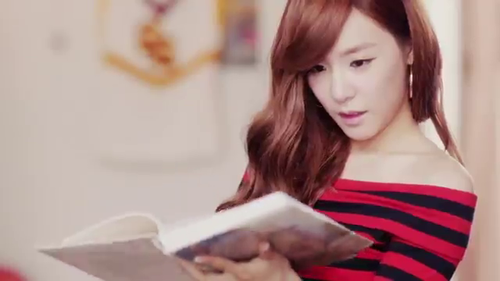 [FANYISM] [VER 7] Eye Smile(¯`'•.¸ Hoàng Mĩ Anh ¸.•'´¯) ♫ ♪ ♥ Tiffany Hwang ♫ ♪ ♥ Ngơ House - Page 2 Tumblr_mabi2m1H1v1qgfcou