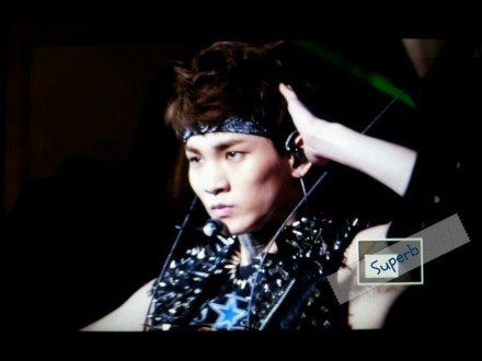 120915 Key @ SHINee World en Taipei - Dia 1 Tumblr_maeckknXxX1qcl8qx