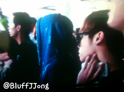 [IMG/230912] SHINee llegada al aeropuerto de Incheon Tumblr_mas6u7tm9C1qcl8qx