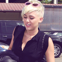 Miley Cyrus Tumblr_maz2yb3T9C1r0yson