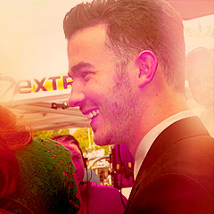 Kevin Jonas Tumblr_mazvzwbN7q1rom94y