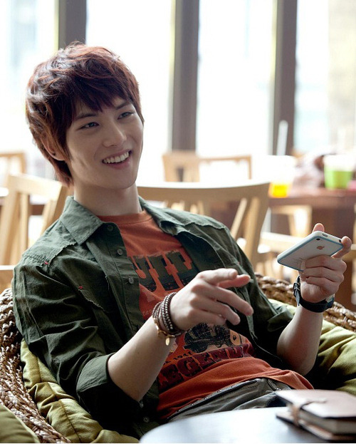 [Traduction] Star Column with Lee Jonghyun Tumblr_mb876aO6es1ql3yq5