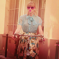Taylor Swift - Sayfa 5 Tumblr_mbh9f9Tw2F1r7q8qa