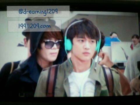 [IMG/091012] SHINee arrival back @ Gimpo Airport  Tumblr_mbmrb5opCi1qcl8qx