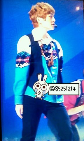 121011 Onew @ ABU Radio Song Festival Tumblr_mbqe1yYla71qcl8qx