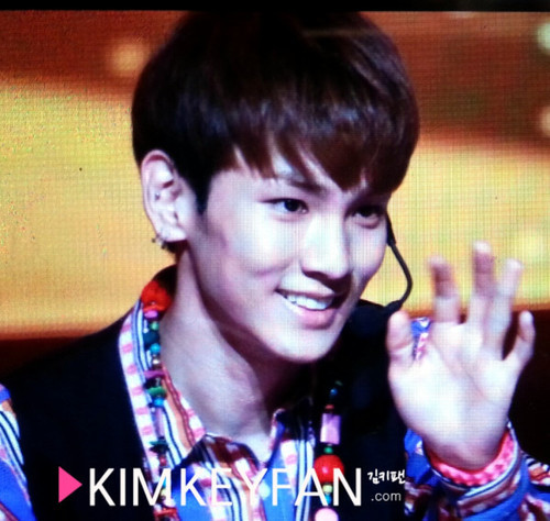 121011 Key @ ABU Radio Song Festival Tumblr_mbqfa3Cknd1qcl8qx