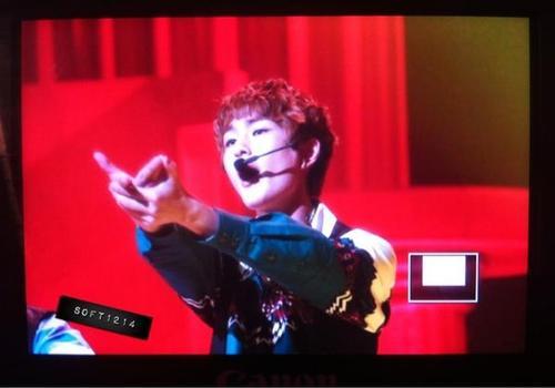 121011 Onew @ ABU Radio Song Festival Tumblr_mbqgurXQN31qcl8qx