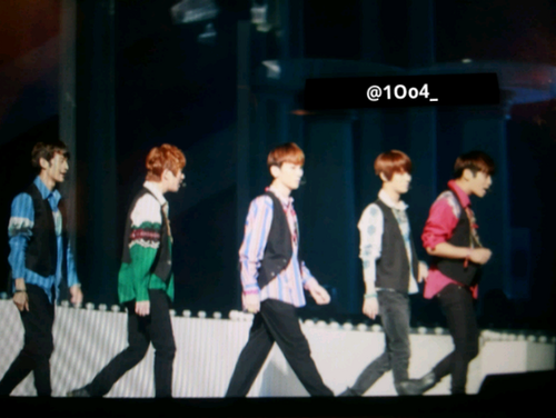 121011 SHINee @ ABU Radio Song Festival Tumblr_mbqgxz866r1qcl8qx