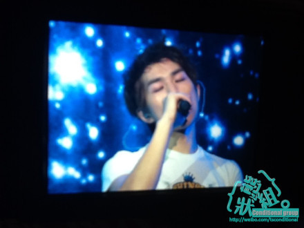 121027 Onew @ SWC II in Hong Kong Tumblr_mckaa3wHbQ1qcl8qx