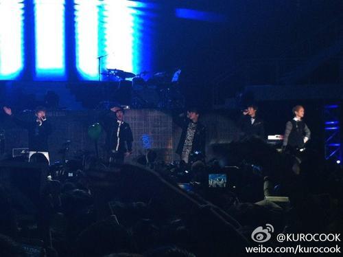  121117 SHINee @ Shanghai White Music Festival Tumblr_mdmv8htnix1qcl8qx