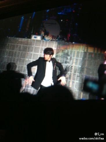  121117 SHINee @ Shanghai White Music Festival Tumblr_mdmw2um75r1qcl8qx