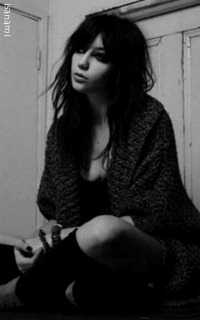 Daisy Lowe Tumblr_meq7kjuiSB1rzf41q