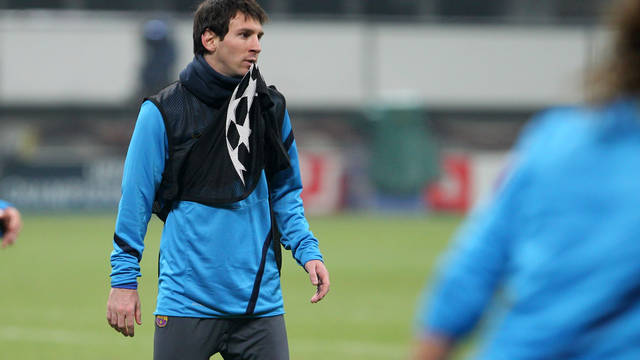 صور تدريبات برشلونة في ميلانو 2011-11-22_ENTRENO_23.v1321989979