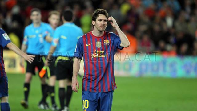 صور المباراة عذراً ياكتالوني في مهب الريح أصبح الدوري 2012-04-21_BARCELONA-MADRID_40-Optimized.v1335041731