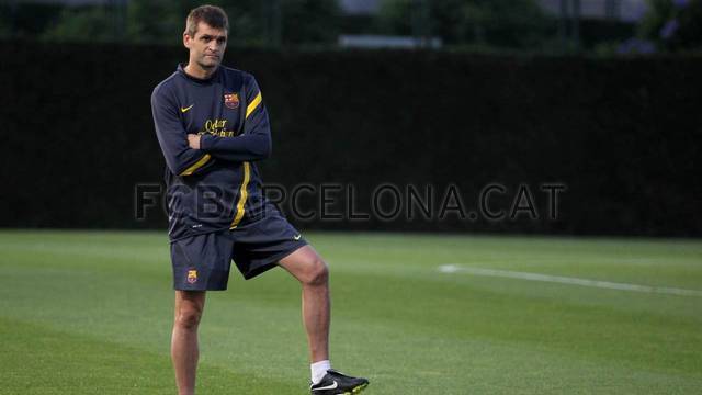 [ صــور ] [من الرسمي] [Tito Vilanova] المُدرب الجَديــدٌّ ♥  2011-09-23_ENTRENO_26-Optimized.v1335537391