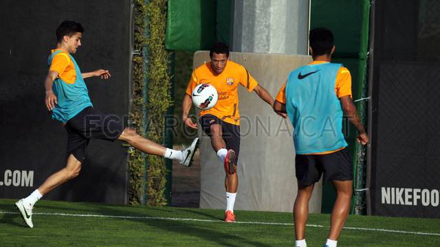 صور تدريبات برشلونة يوم أمس 2012-05-08_ENTRENO_45.v1336517072