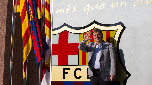 Gerardo 'Tata' Martino ya está en Barcelona 2013-07-25_SESSIO_TATA_MARTINO_-_005.v1374775541