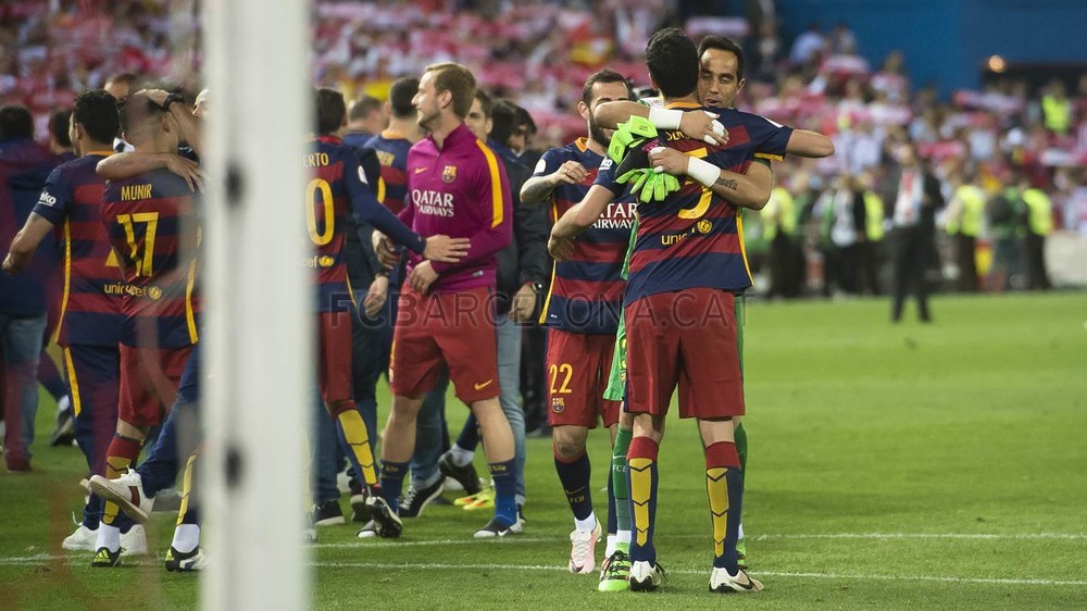 صور : احتفالات لاعبي برشلونة بعد التتويج بالكأس  2016-05-22_FCBvsSEVILLA_FINALCOPAREI_67-Optimized.v1463959012