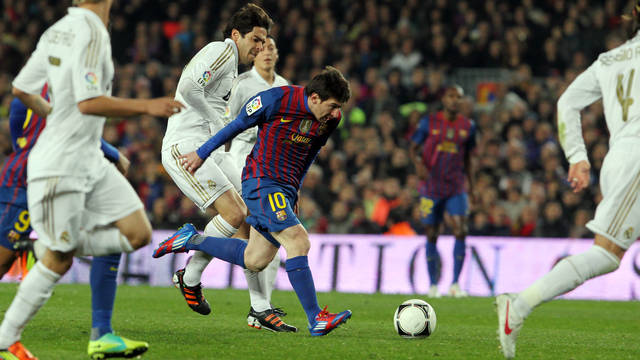 صاروخ الفيس يدمر مدريد ( صور المباراة )  2012-01-25_FCB-MADRID_05.v1327529537