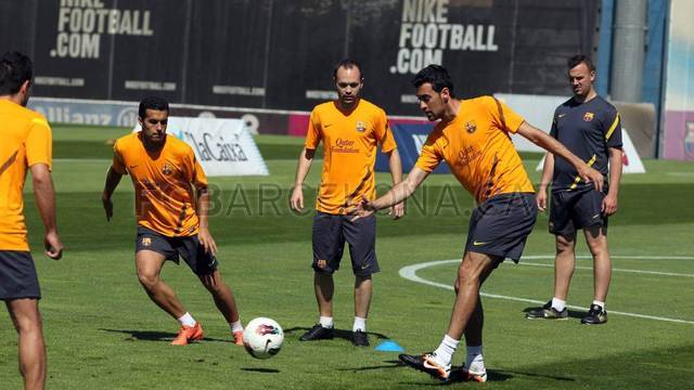 صور تدريبات اليوم استعداداً لريال بيتيس 2012-05-10_ENTRENO_11-Optimized.v1336647546