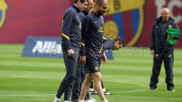 صور تدريبات اليوم بتواجد الشباب 2012-05-18_ENTRENO_05-Optimized.v1337343199