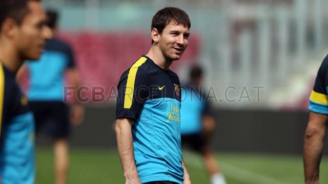 بالصور | تدريبات برشلونة بوجود 21 لاعبا 2012-09-22_ENTRENO_23-Optimized.v1348315766