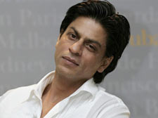 SRK & la guerre des stars. - Page 22 091231091714_srk0712_full