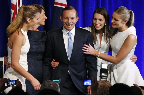 Human Barbie Dolls Congratulate Man-Monkey on Depressing Election Victory 130907-australia-election-01.photoblog600