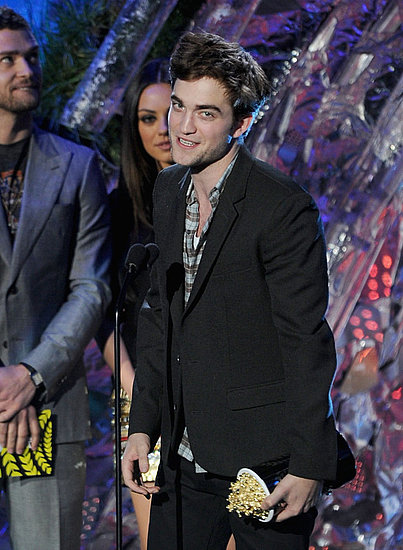 MTV MA PICS !! 0180f2f3b3f57018_mtvmovieawardsrobertpattinsonMQ2.preview