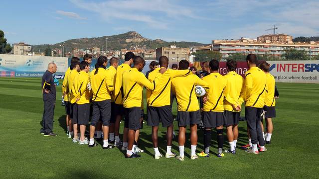 اخبار برشلونة 2011-11-07_ENTRENO_02.v1320670933