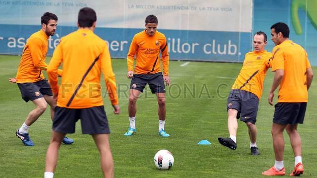 بالصور | تدريبات الفريق بالأمس 2012-04-27_ENTRENO_09-Optimized.v1335536068