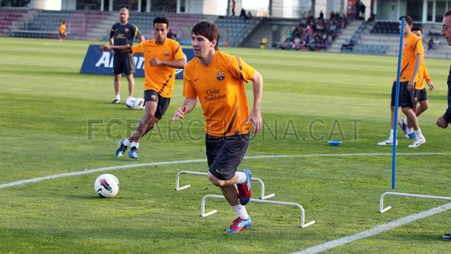 صور تدريبات برشلونة يوم أمس 2012-05-08_ENTRENO_31.v1336517052