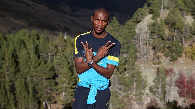  بالصور| أبيدال يداعب الكرة والعودة قريباً 2012-10-08_ABIDAL_ARAN_40-Optimized.v1349805743