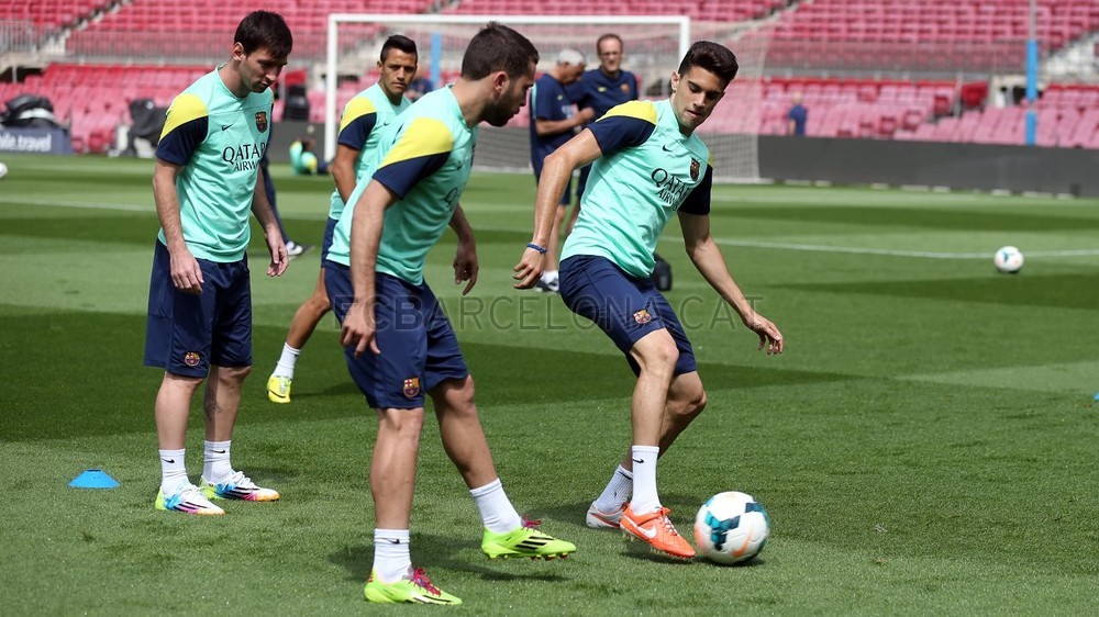 صور : تدريبات لاعبي برشلونة 17-05-2014  Pic_2014-05-17_ENTRENO_11-Optimized.v1400323062