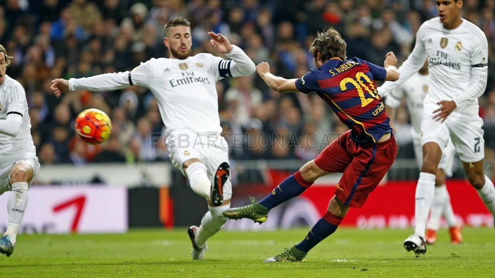 صور مباراة الكلاسيكو التاريخية برشلونة 4 - 0 ريال مدريد 2015-11-21_MADRID-BARCELONA_08-Optimized.v1448132227