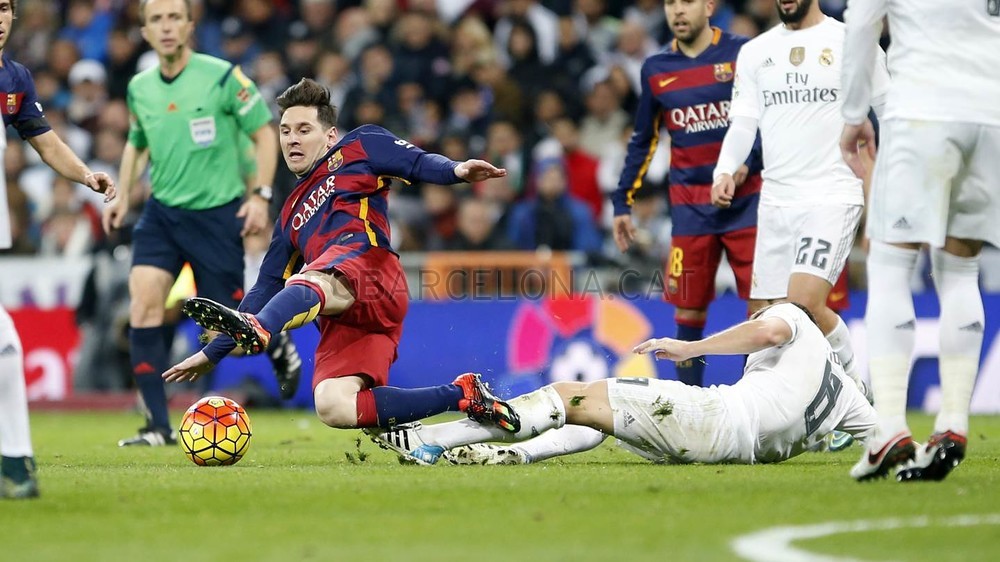 صور مباراة الكلاسيكو التاريخية برشلونة 4 - 0 ريال مدريد 2015-11-21_MADRID-BARCELONA_24-Optimized.v1448135192