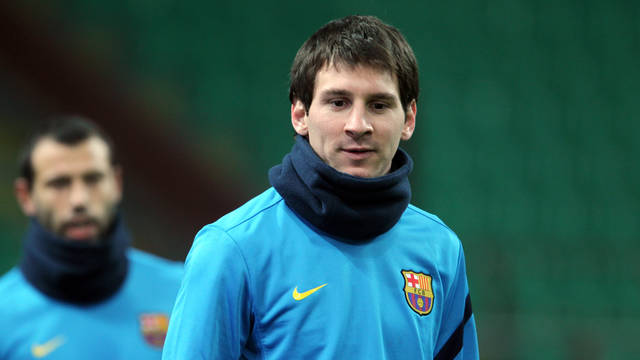 صور تدريبات برشلونة في ميلانو 2011-11-22_ENTRENO_16.v1321990299