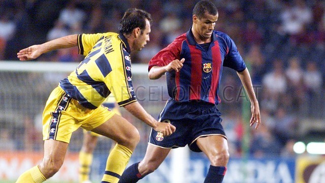  بالصور | الأسطورة ريفالدو في برشلونة RIVALDO-4-Optimized.v1349438354