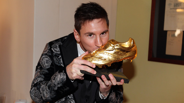 Messi, con la Bota de Oro 2012/13: "Mi objetivo es volver y volver bien" 2013-11-20_BOTA_ORO_MESSI_37.v1384960203